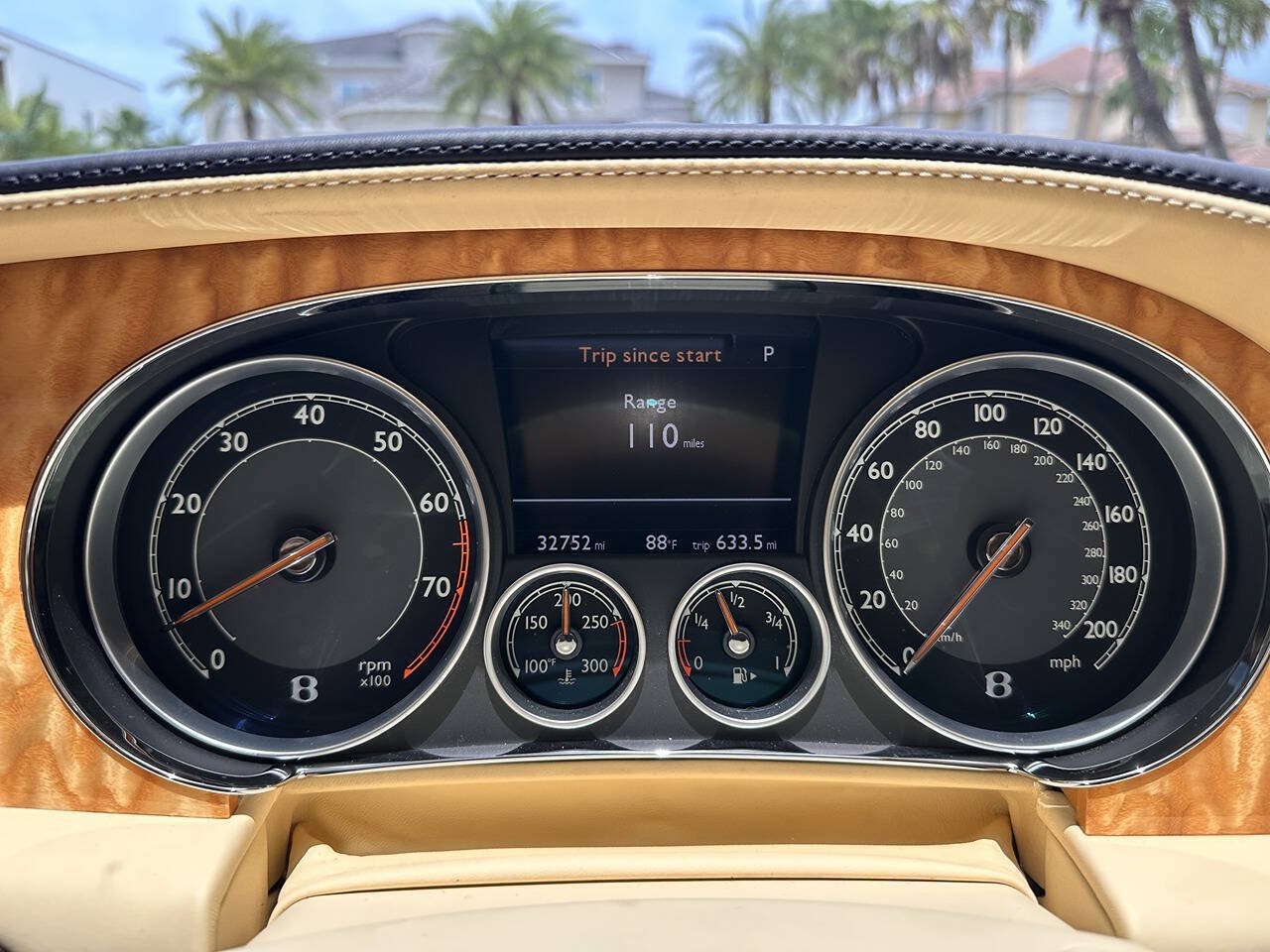 Used 2014 Bentley Flying Spur W12 AWD/4WD image 16