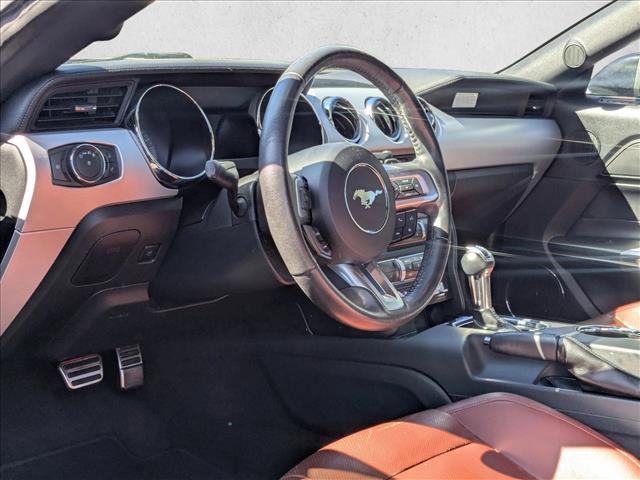 Used 2015 Ford Mustang Premium image 2