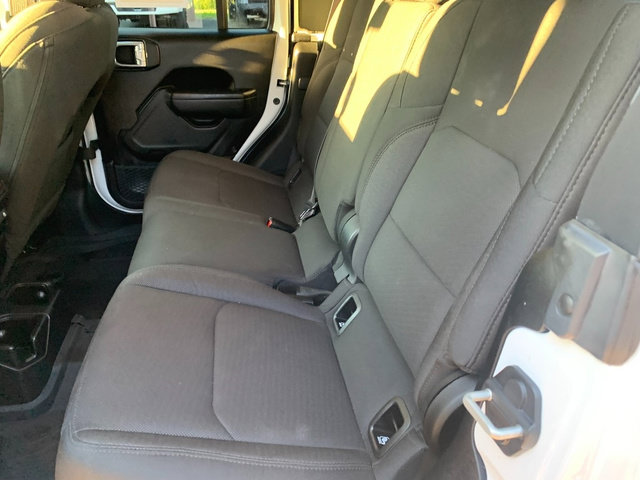 Used 2023 Jeep Gladiator Sport AWD/4WD image 20