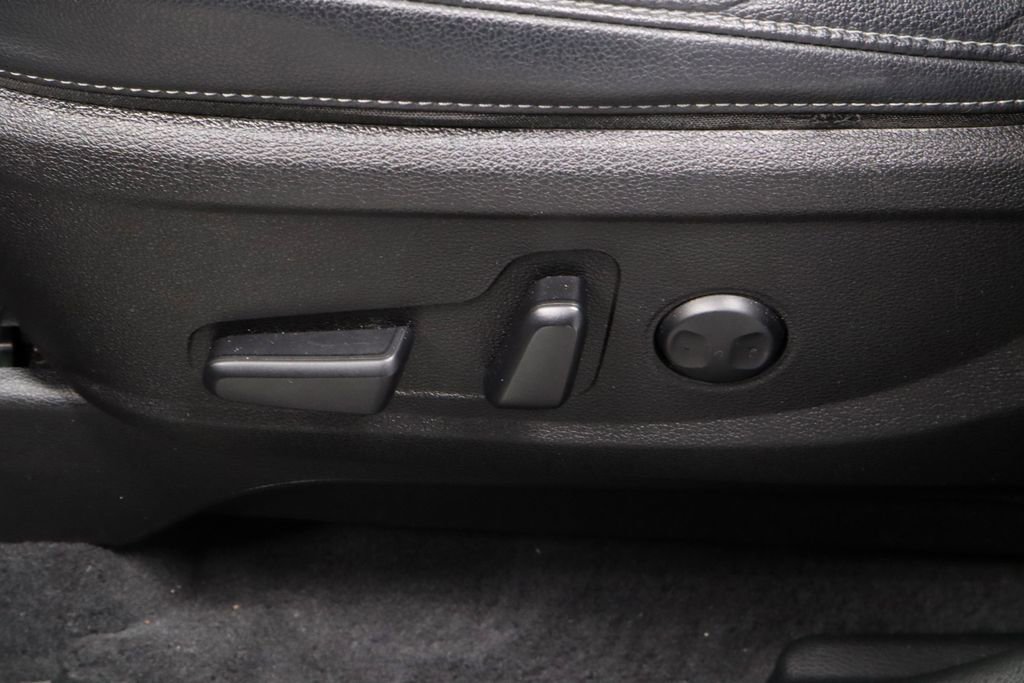 Used 2023 Kia Telluride EX w/ EX Captain's Chair Package image 31