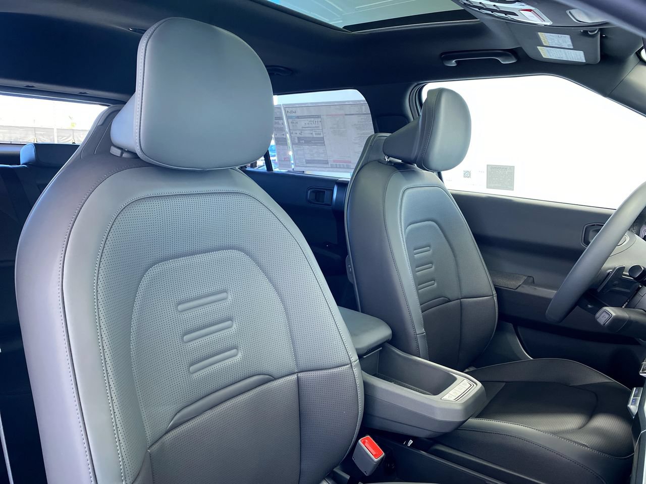 New 2027 Kia EV3 Land FWD image 32