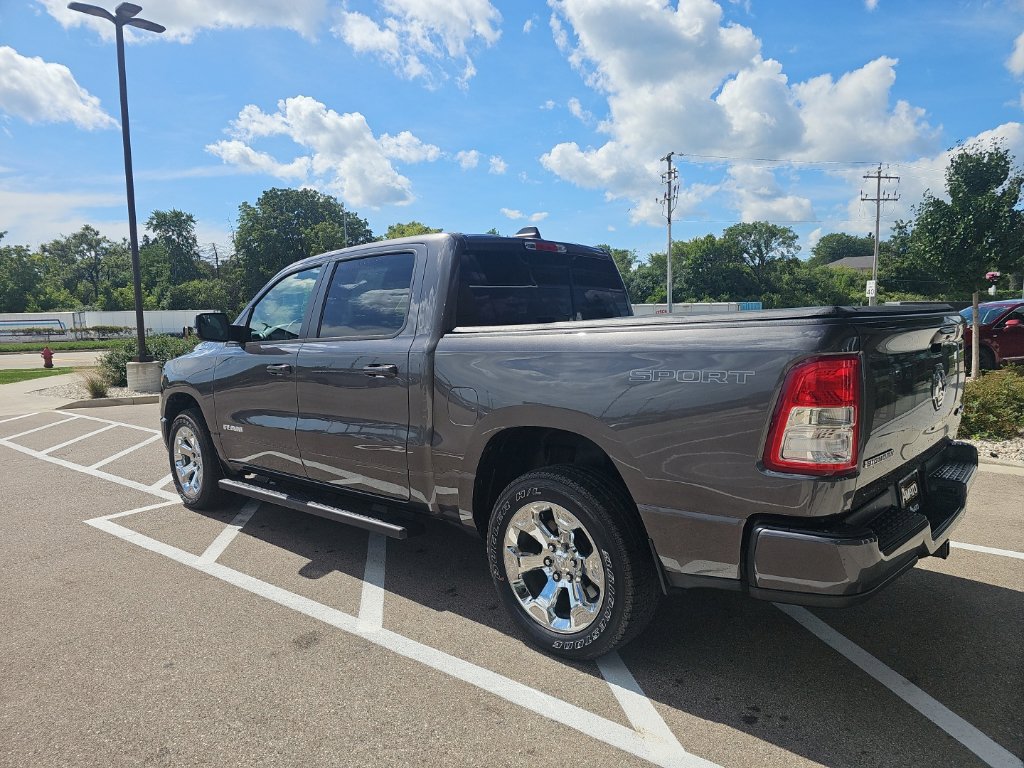 Used 2023 RAM 1500 Big Horn AWD/4WD image 3