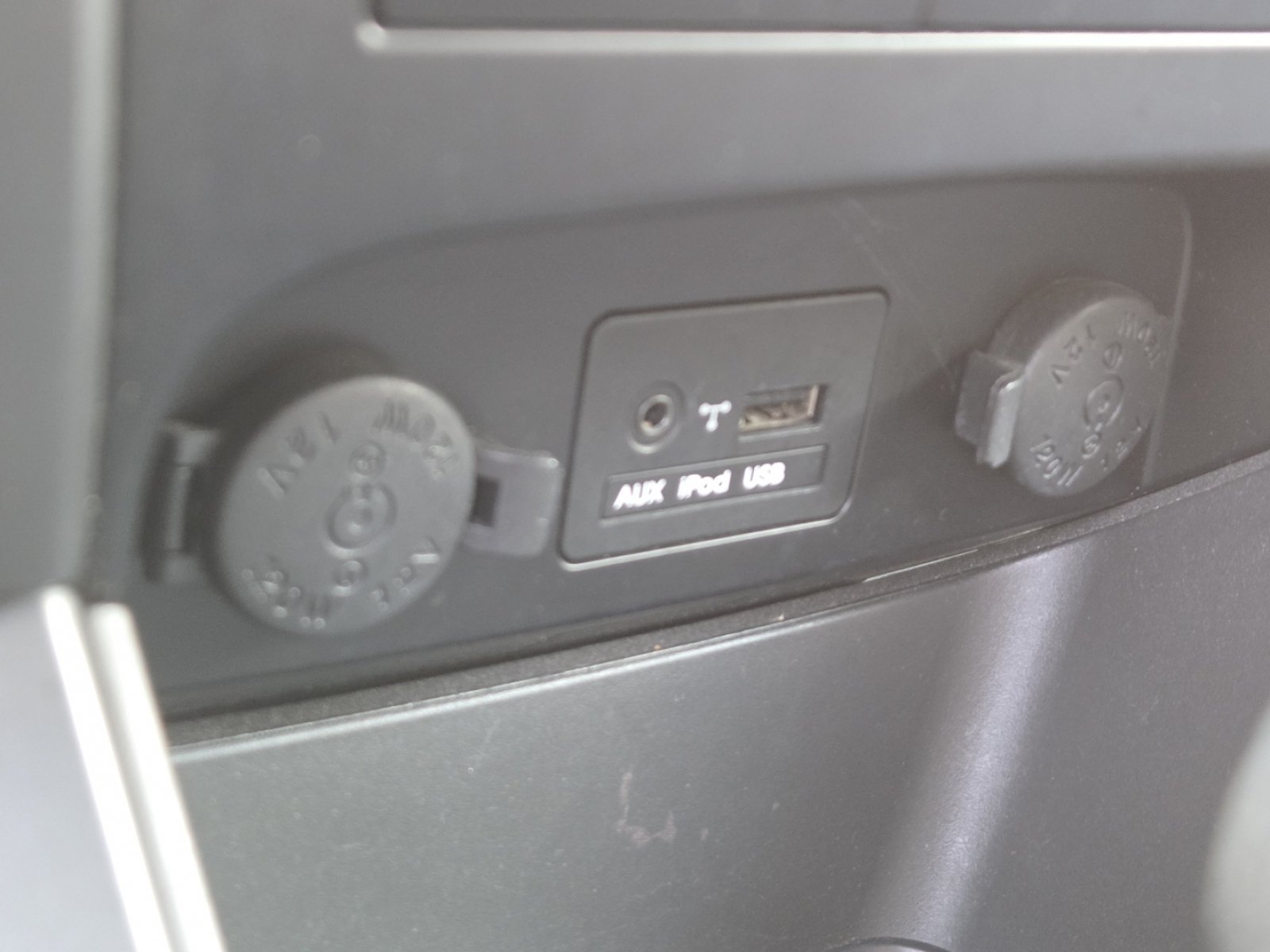 Used 2011 Kia Sorento 2WD image 6