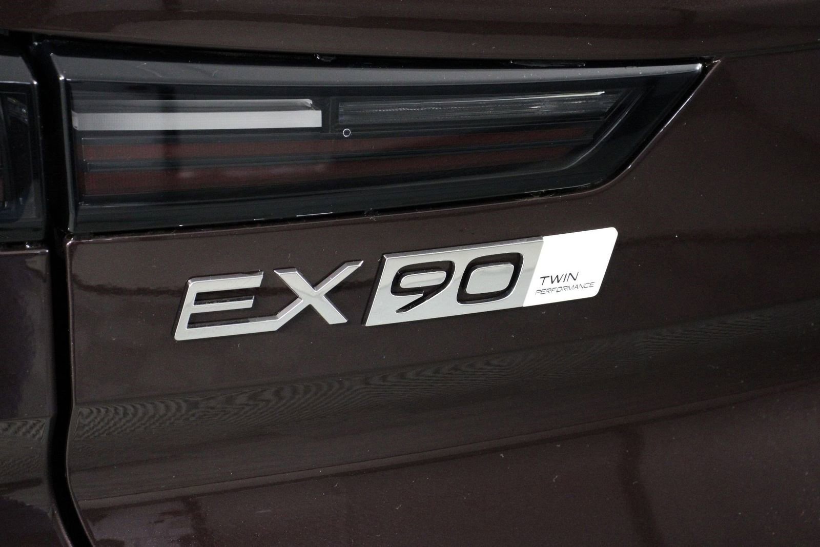 New 2025 Volvo EX90 Ultra image 13