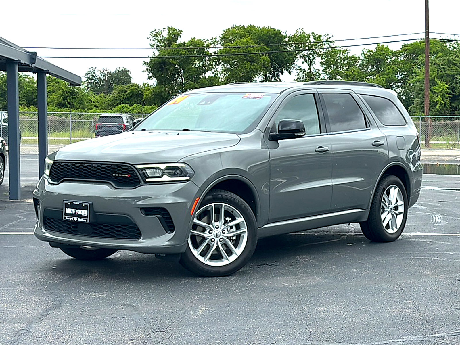 Used 2024 Dodge Durango GT AWD/4WD image 2