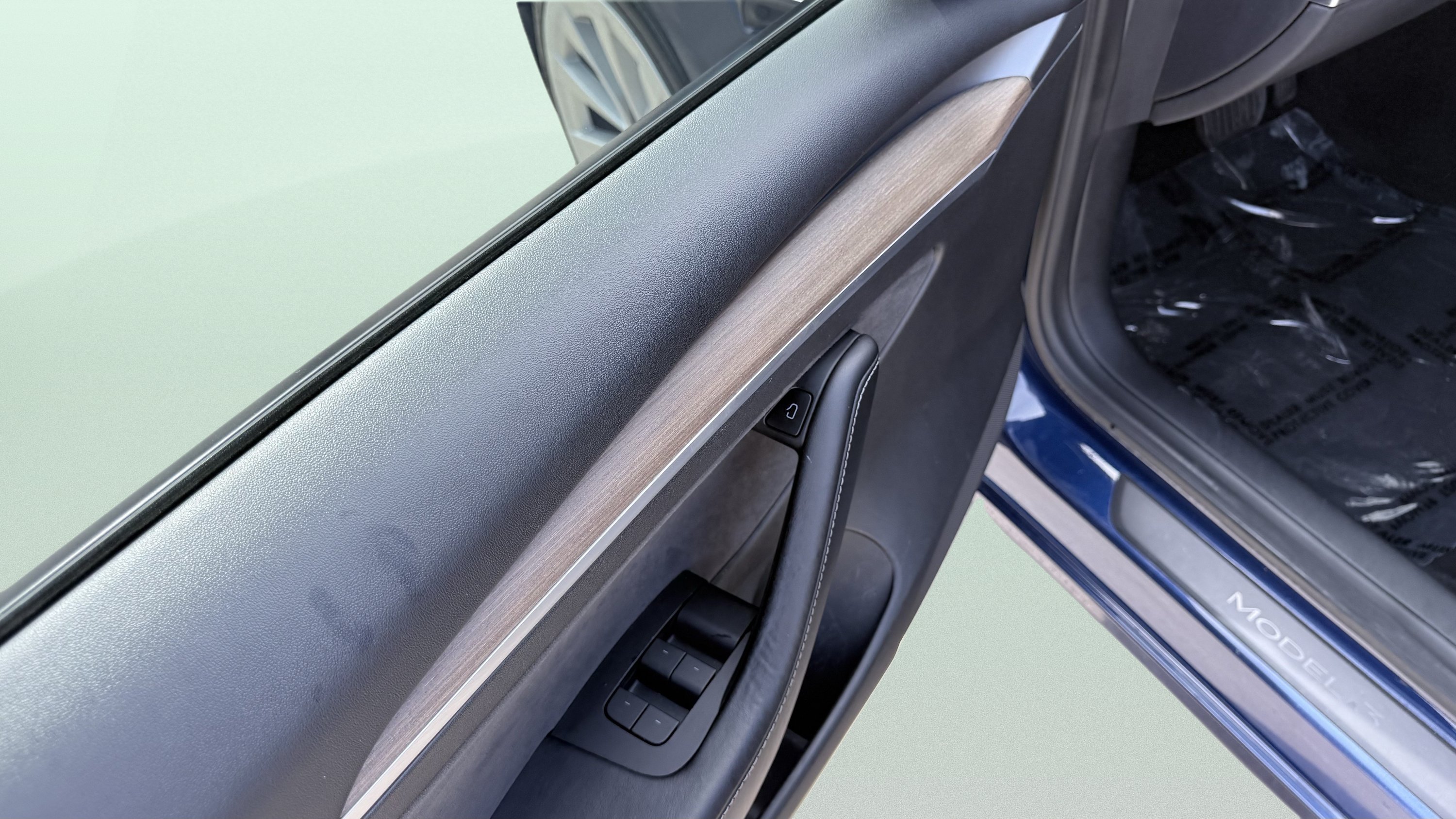Used 2022 Tesla Model 3 Standard Range RWD image 22