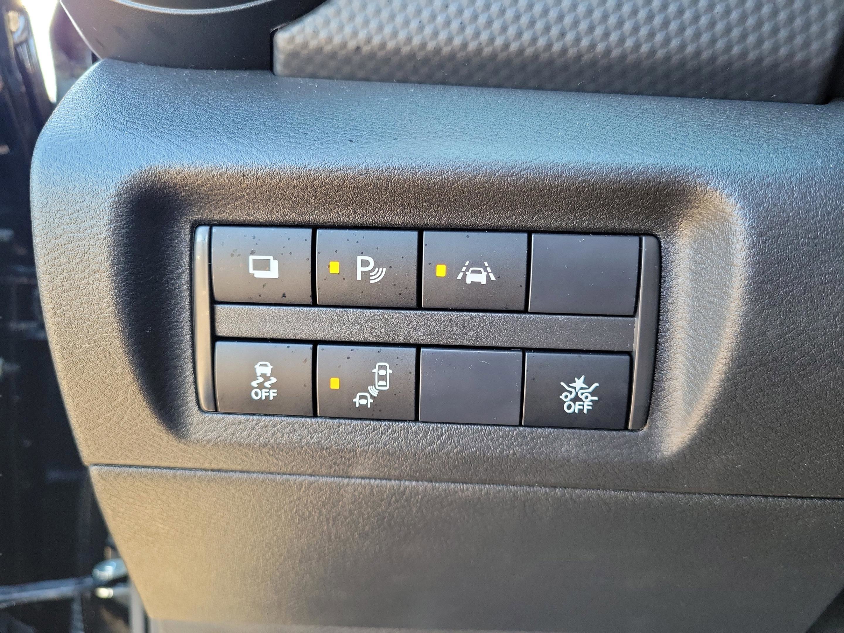 Certified 2024 Nissan Kicks S image 23