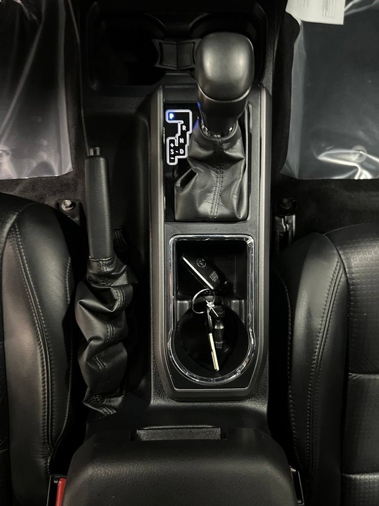 Used 2019 Toyota Tacoma TRD Sport AWD/4WD image 24