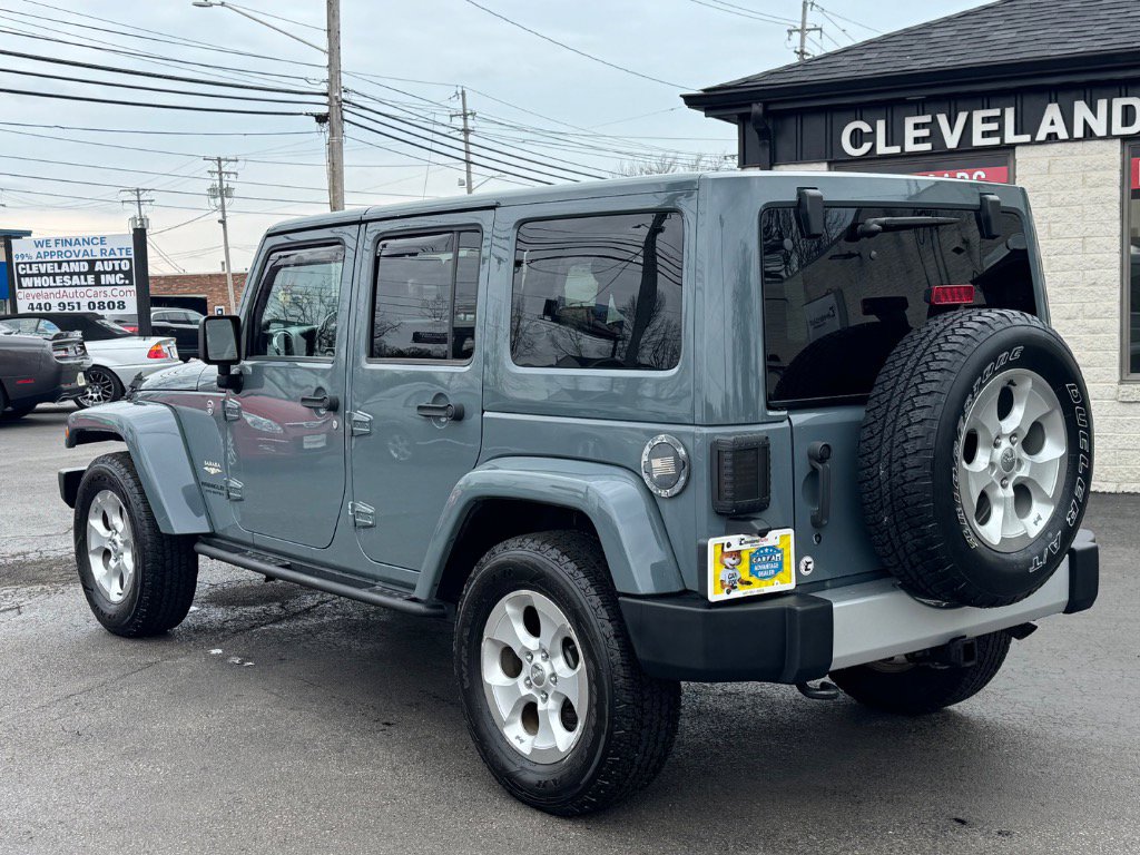 Used 2014 Jeep Wrangler Unlimited Sahara w/ Max Tow Package image 7