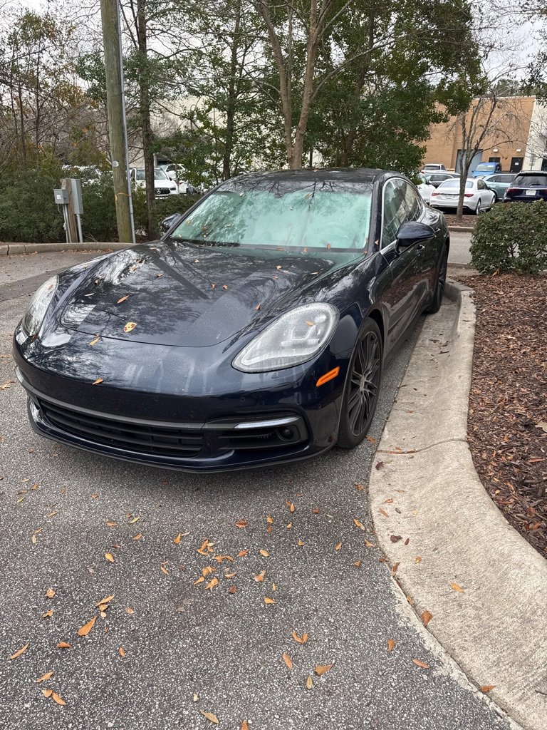 Used 2018 Porsche Panamera 4S image 1
