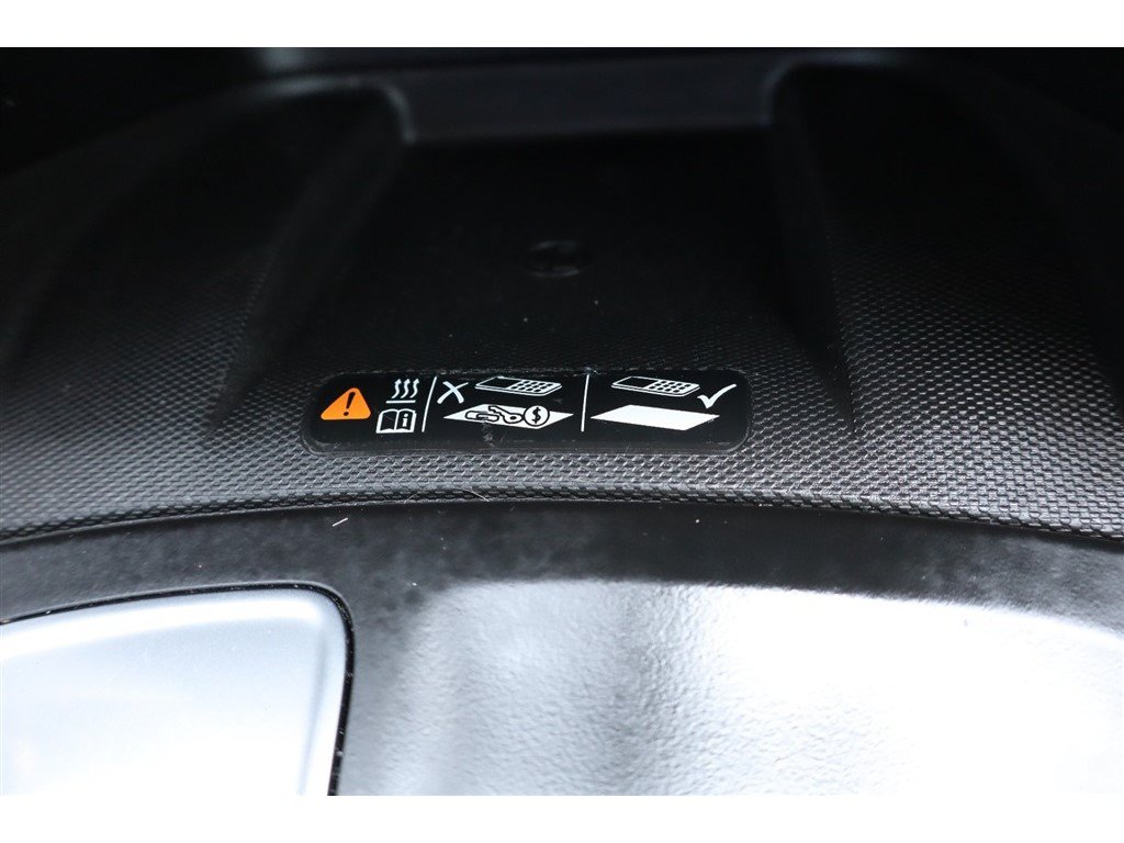 Used 2020 Chevrolet Equinox Premier FWD image 37