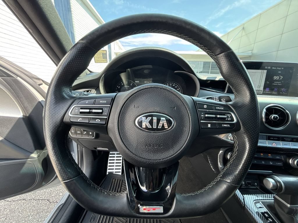 Used 2021 Kia Stinger GT1 AWD/4WD image 11