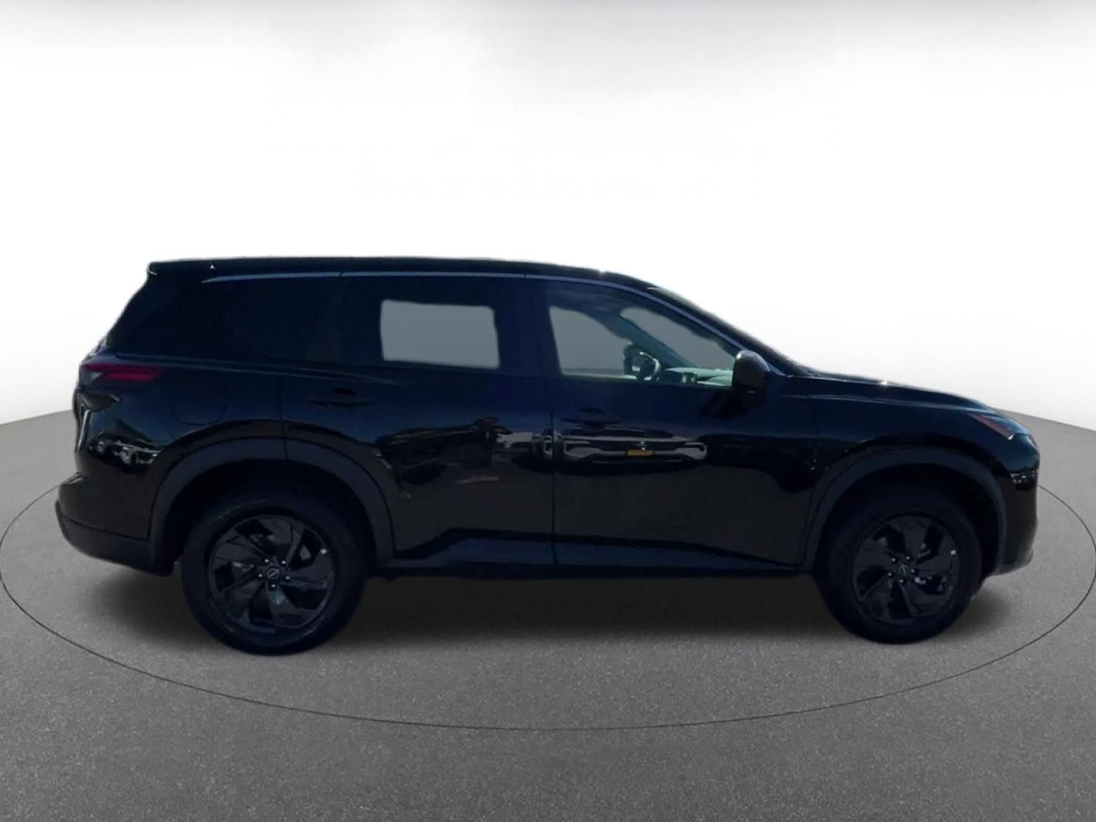 Used 2026 Nissan Rogue SV AWD/4WD image 13
