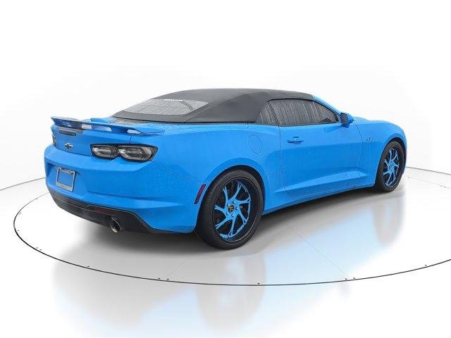 Used 2023 Chevrolet Camaro LT w/ RS Package image 4
