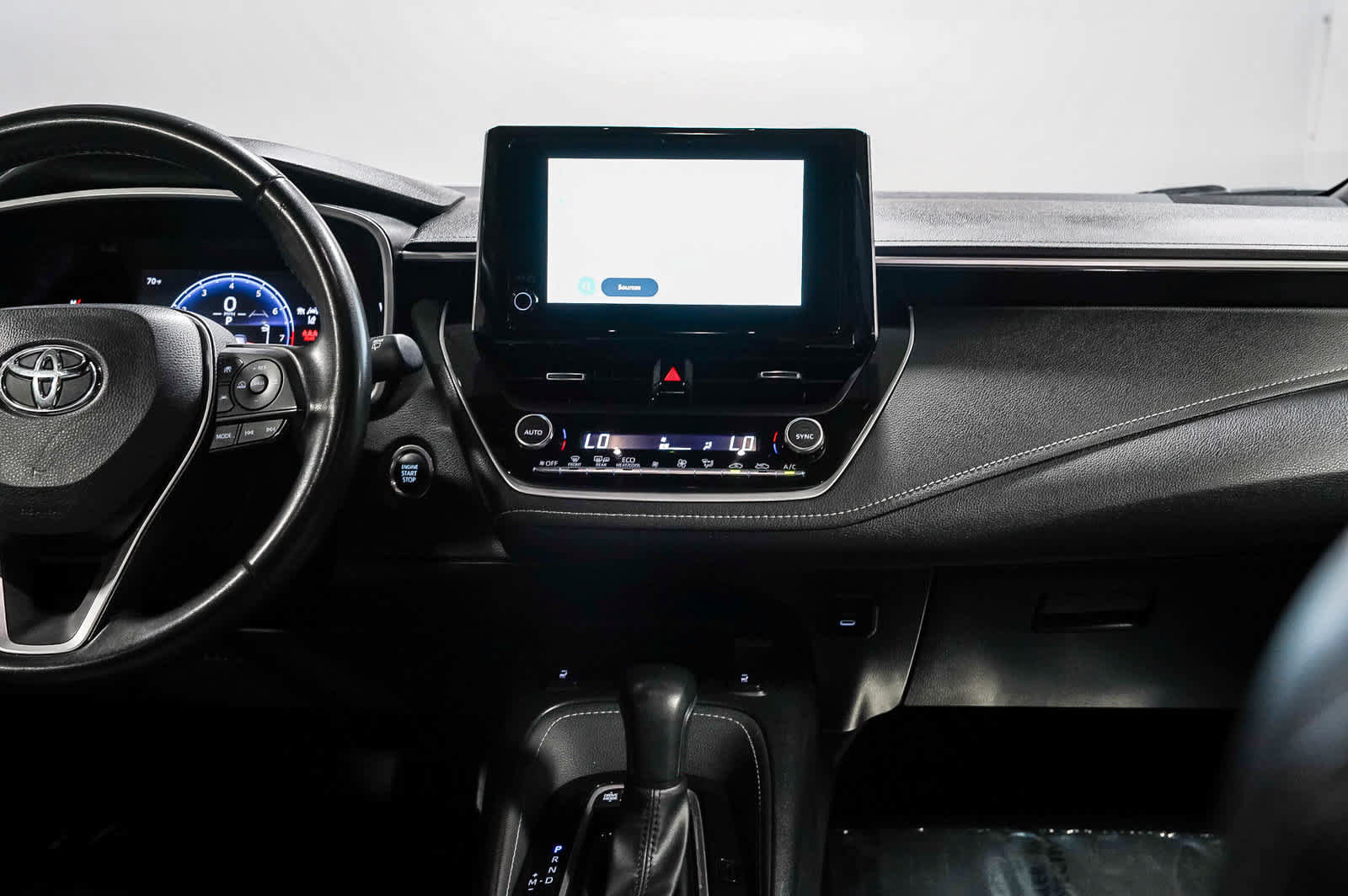 Used 2024 Toyota Corolla XSE FWD image 14