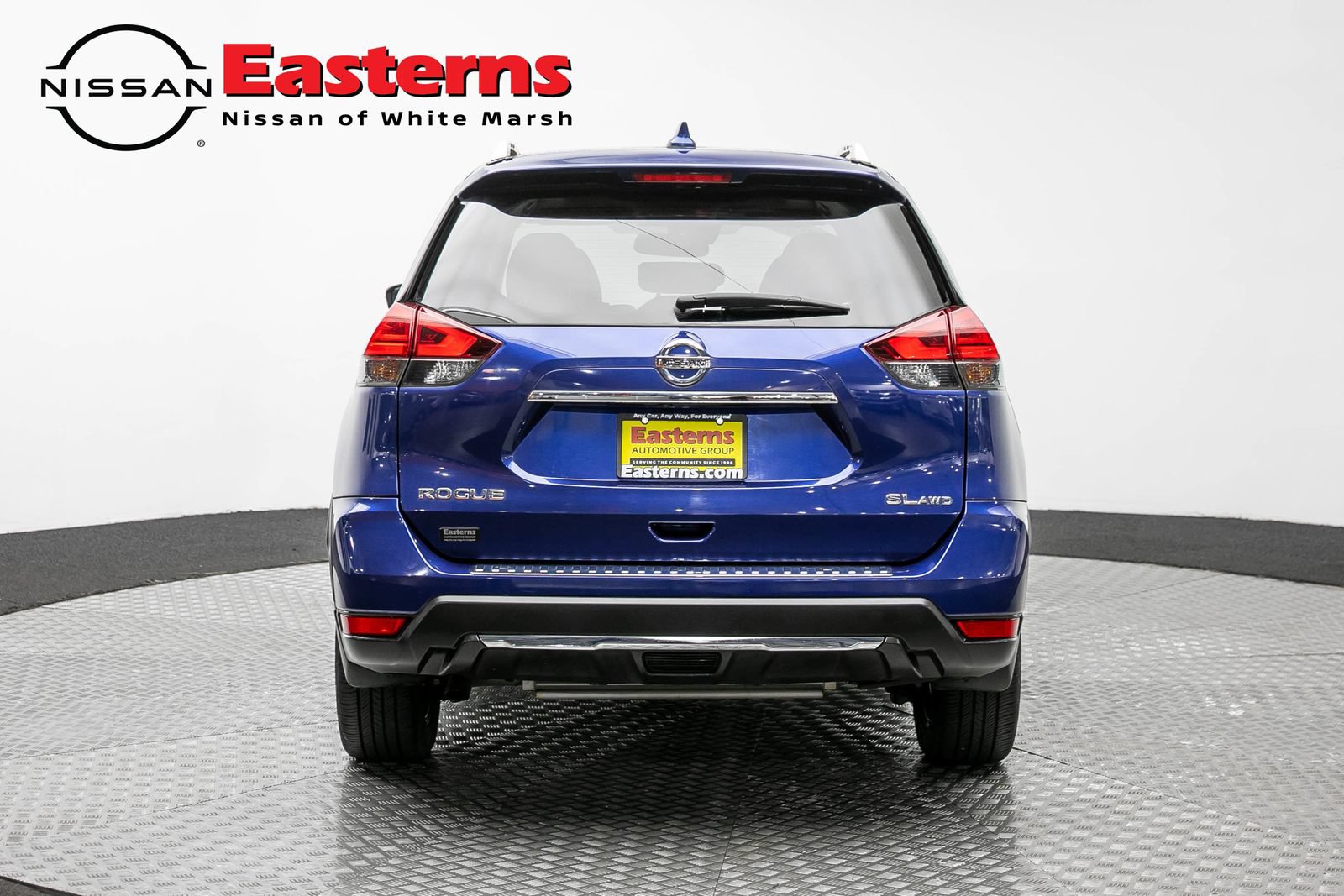 Used 2017 Nissan Rogue SL w/ SL Premium Package AWD/4WD image 6