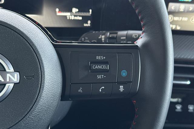 New 2025 Nissan Kicks SR w/ SR Premium Package image 28