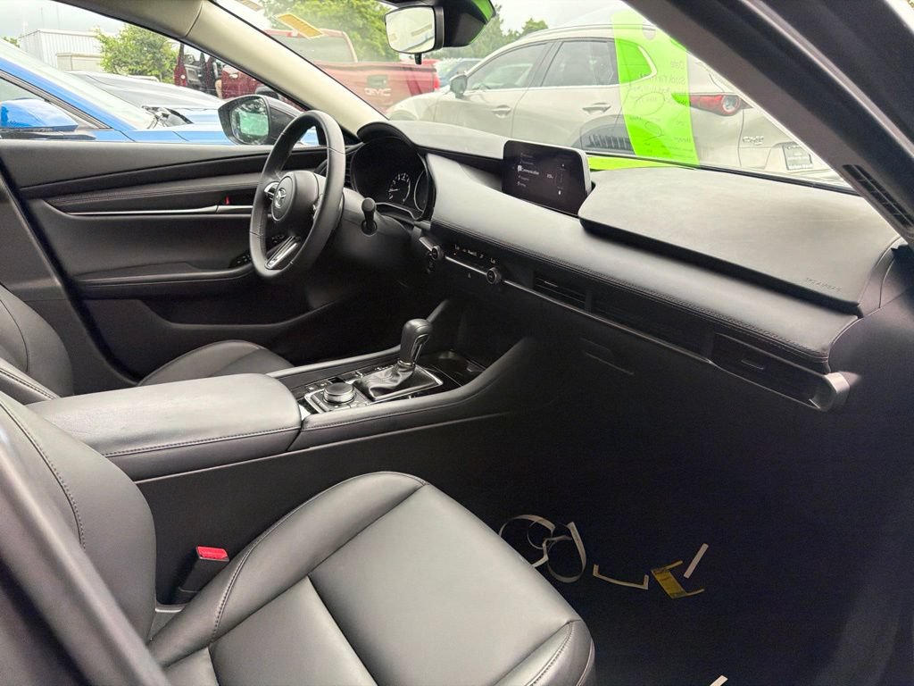 Used 2024 MAZDA MAZDA3 s FWD image 5