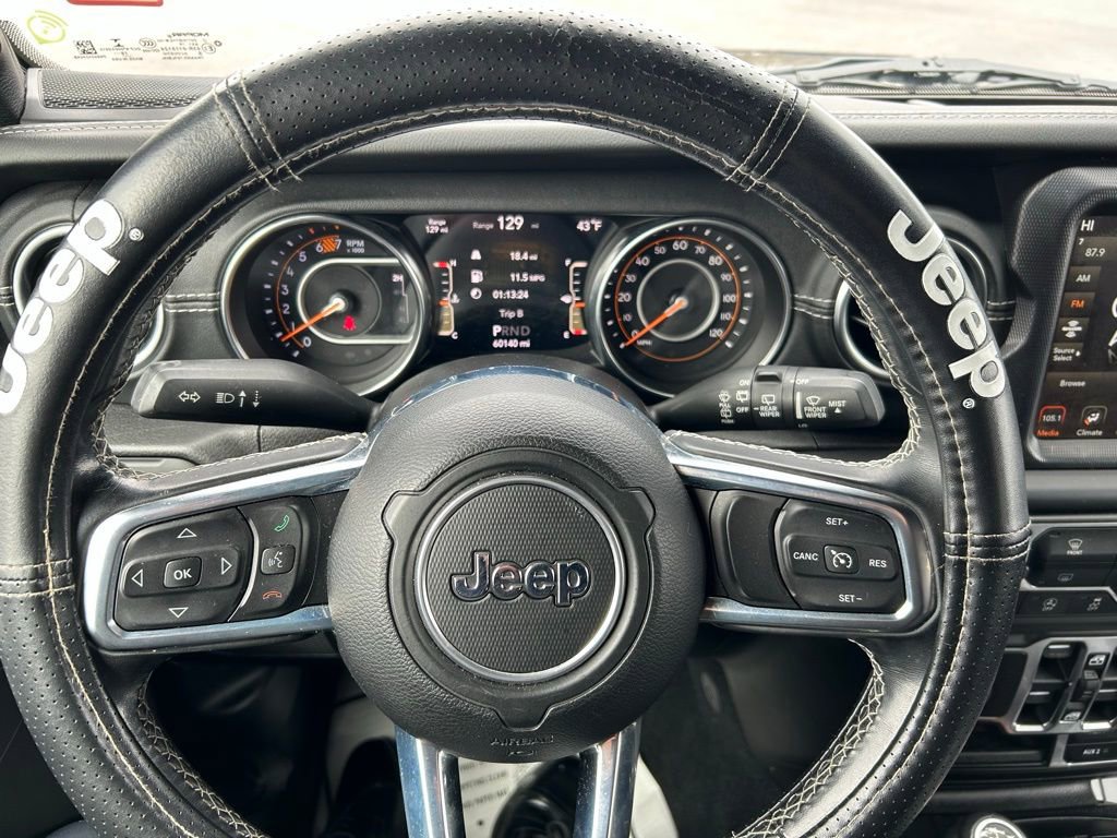 Used 2020 Jeep Wrangler Unlimited Sahara image 15
