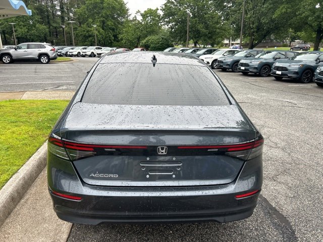 Used 2023 Honda Accord EX image 6