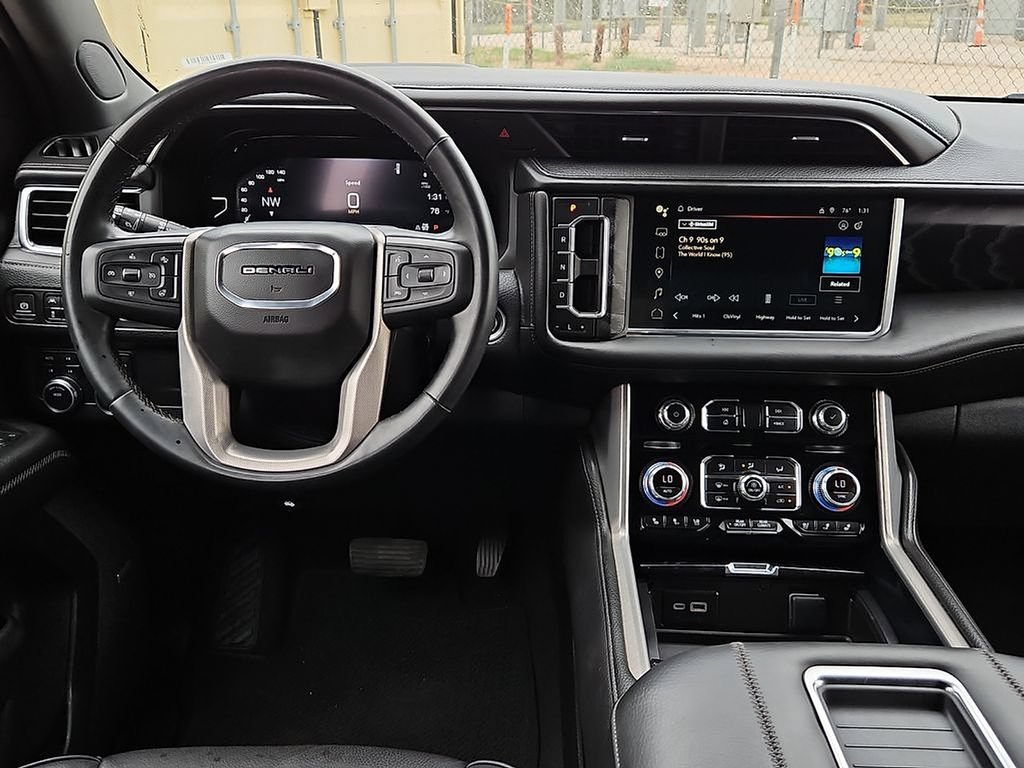 Used 2023 GMC Yukon Denali AWD/4WD image 20