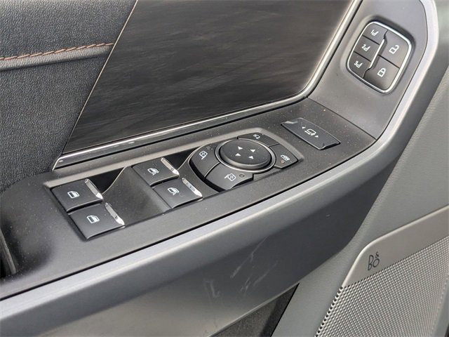 Used 2025 Ford F150 Lariat w/ Equipment Group 502A High image 10