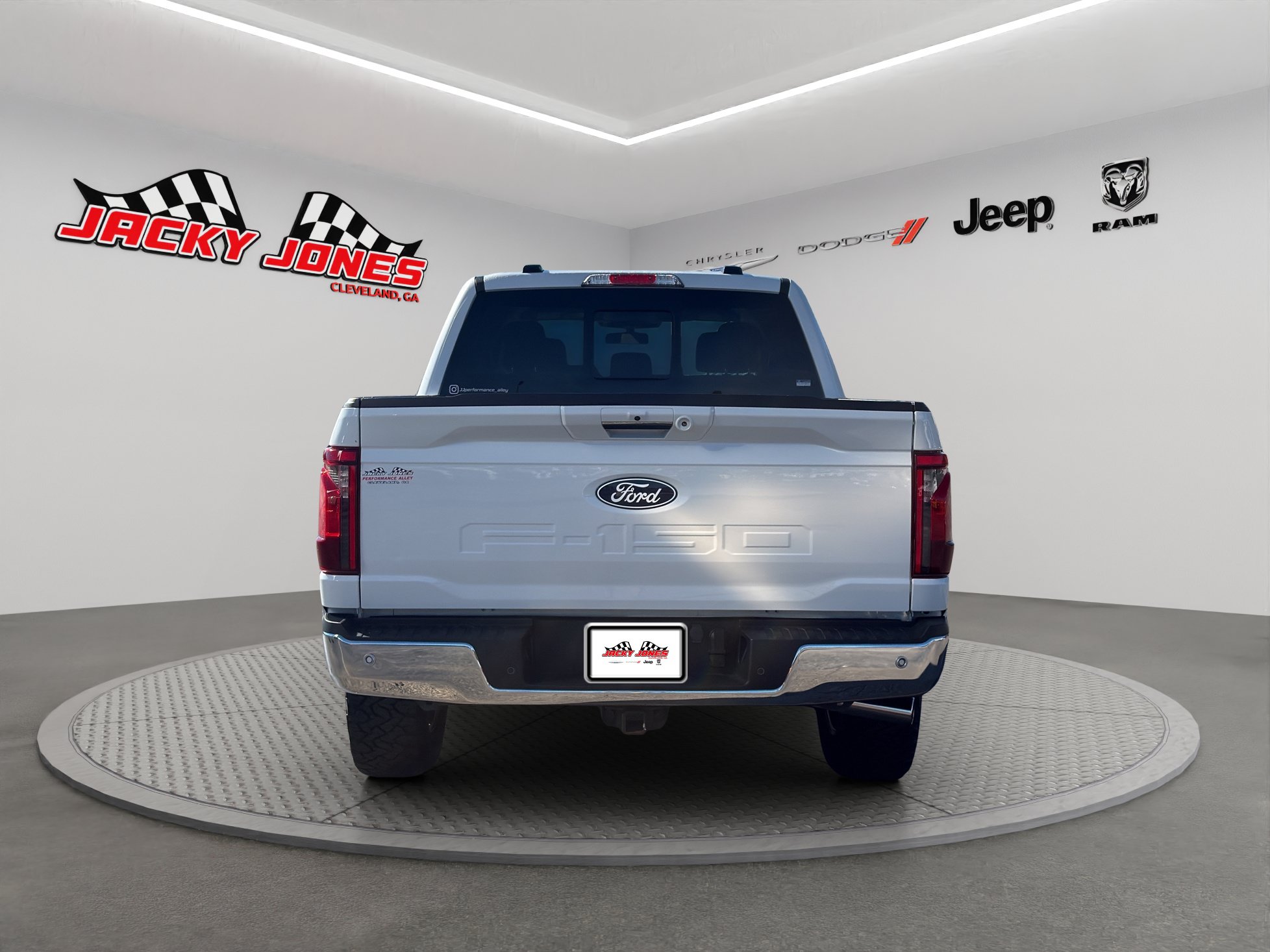 Used 2024 Ford F150 XLT w/ Equipment Group 302A MID AWD/4WD image 8