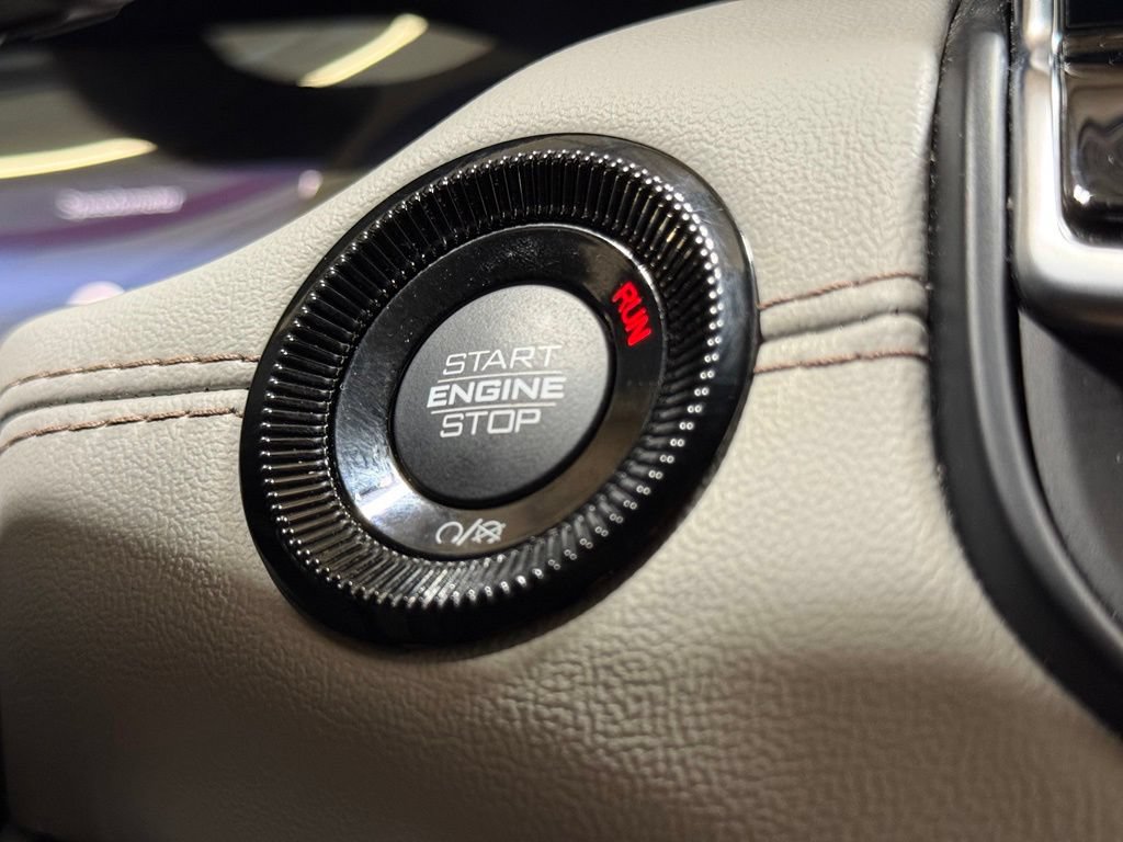 Used 2024 Jeep Compass Limited AWD/4WD image 19