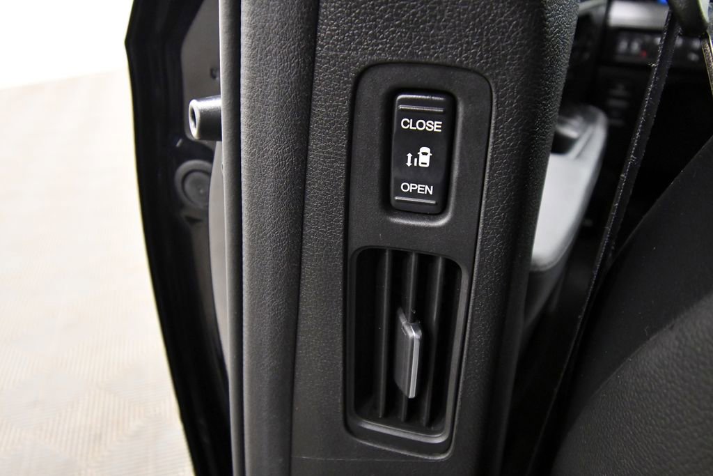 Certified 2023 Honda Odyssey Elite image 19