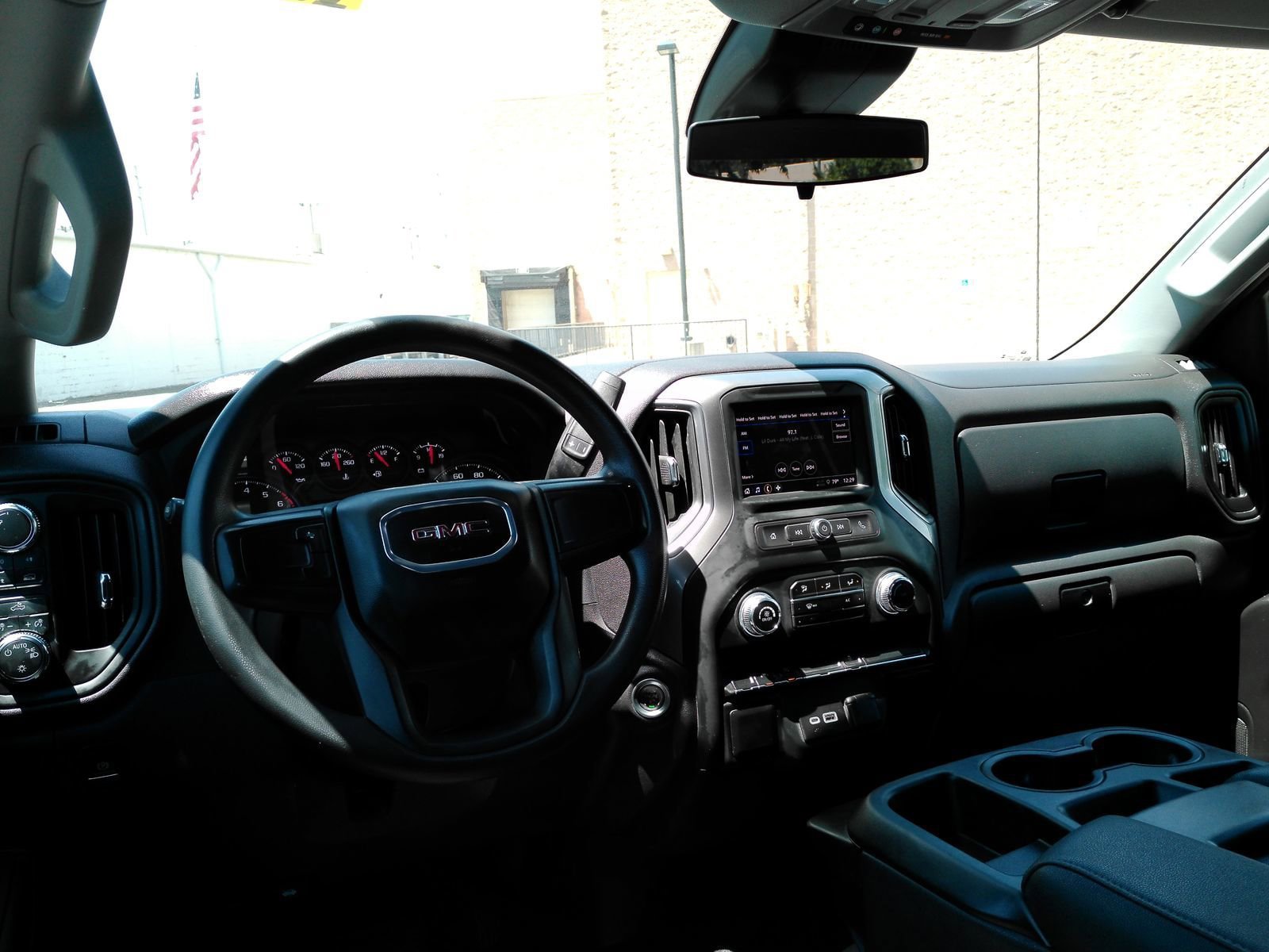 Certified 2024 GMC Sierra 1500 Pro AWD/4WD image 9