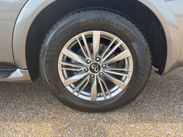 Used 2021 INFINITI QX80 Luxe image 9