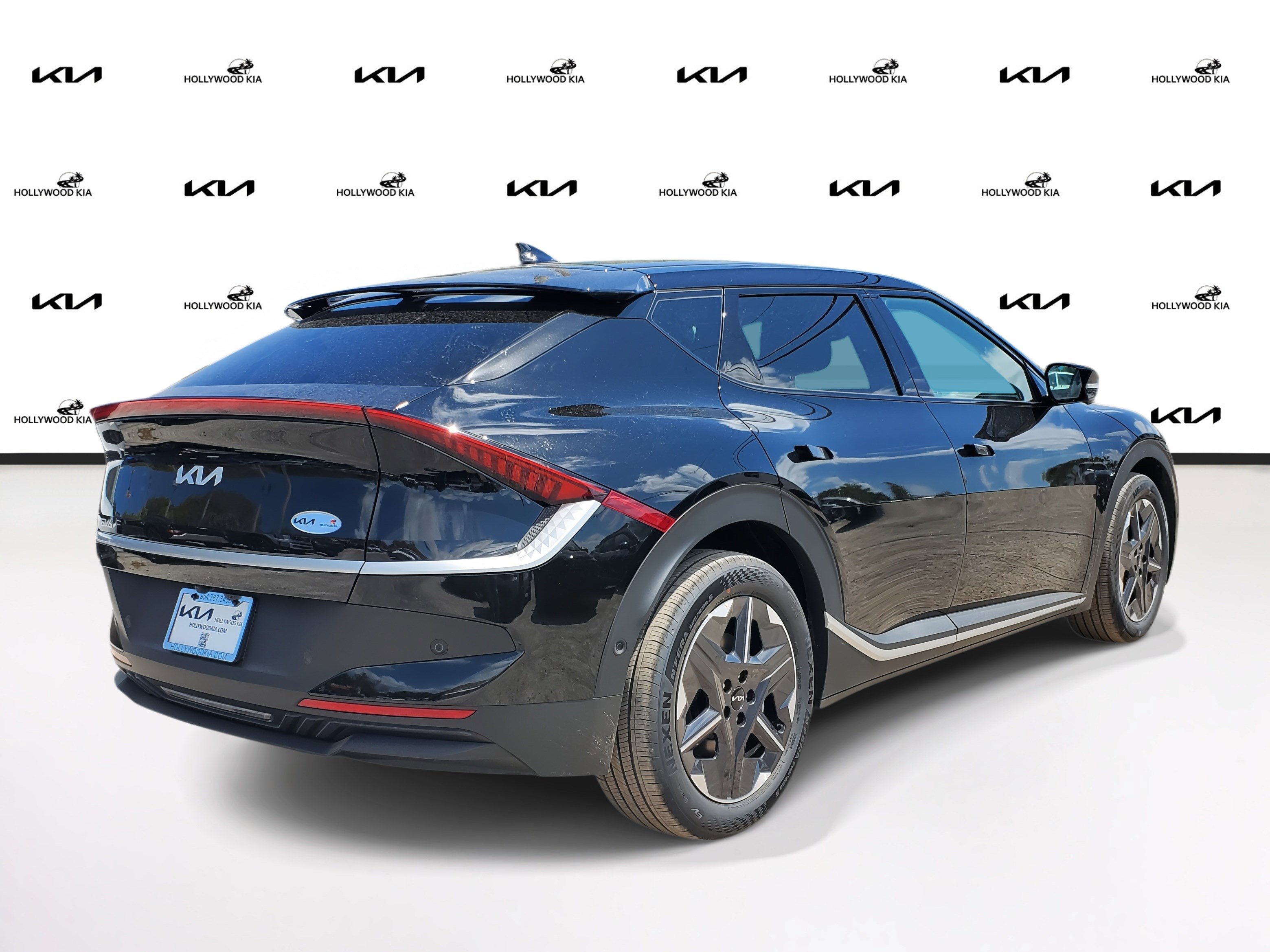 New 2025 Kia EV6 Wind image 6