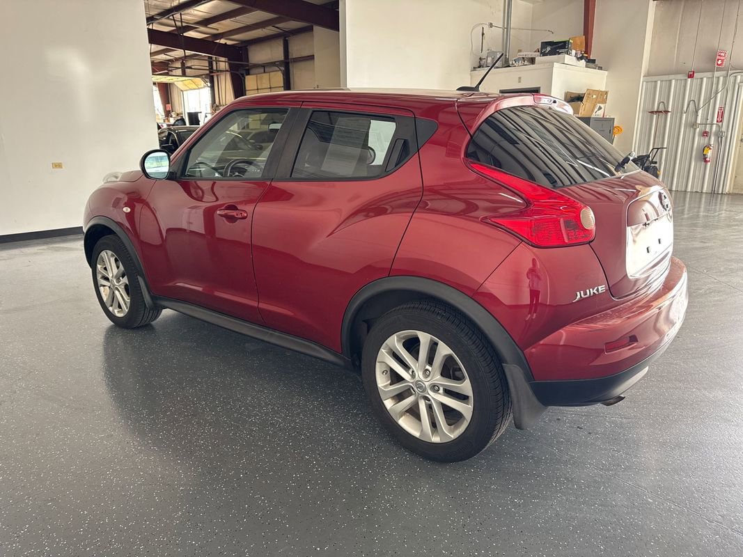 Used 2013 Nissan Juke SV image 6
