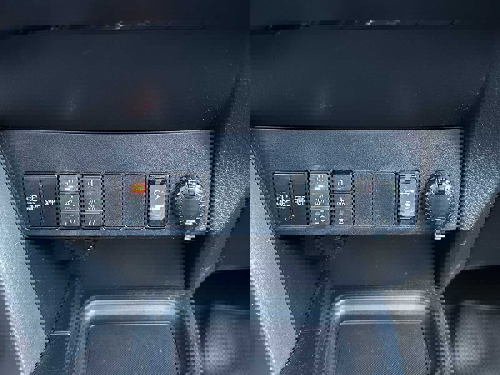 Used 2017 Toyota RAV4 Limited image 28