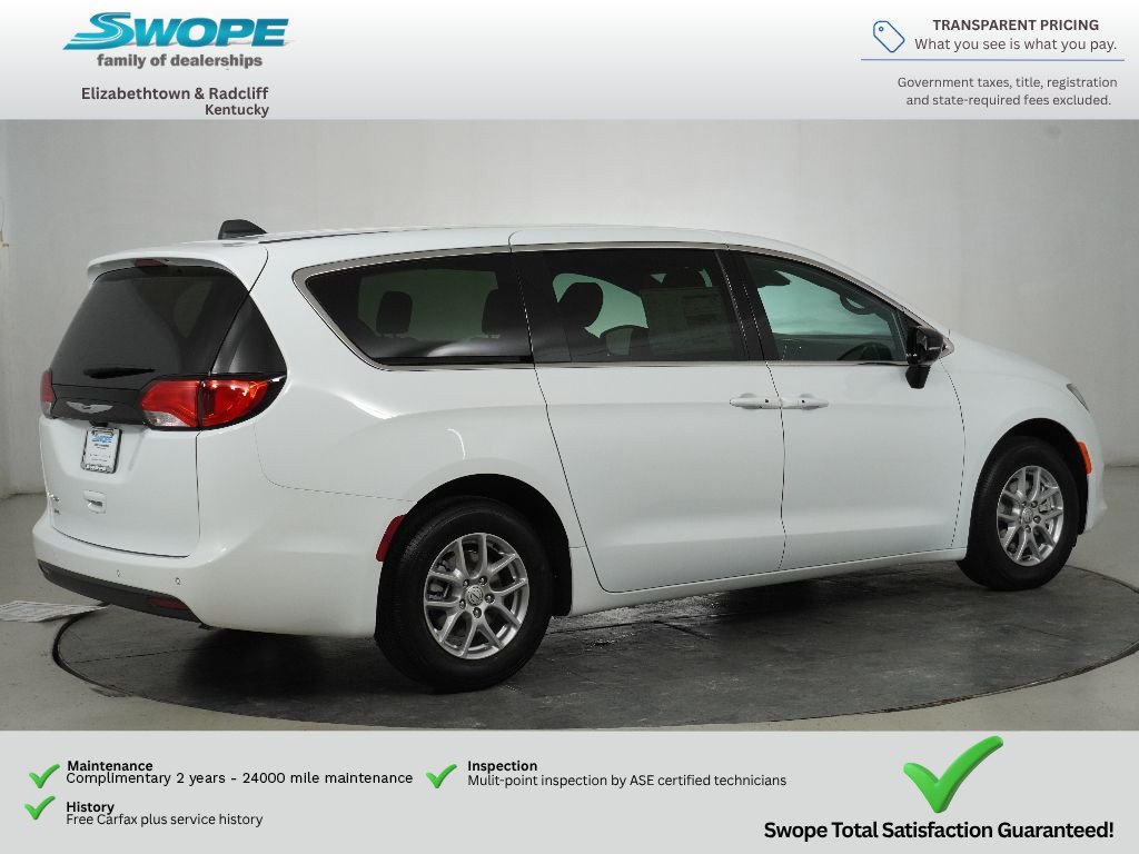 New 2026 Chrysler Voyager LX FWD image 3