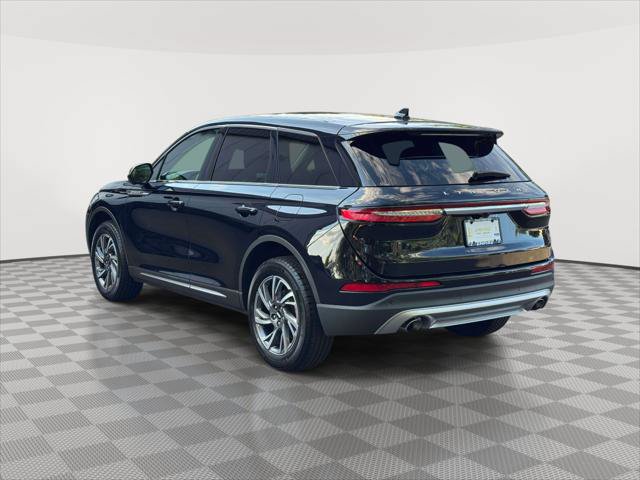 Used 2023 Lincoln Corsair AWD w/ Equipment Group 101A image 5