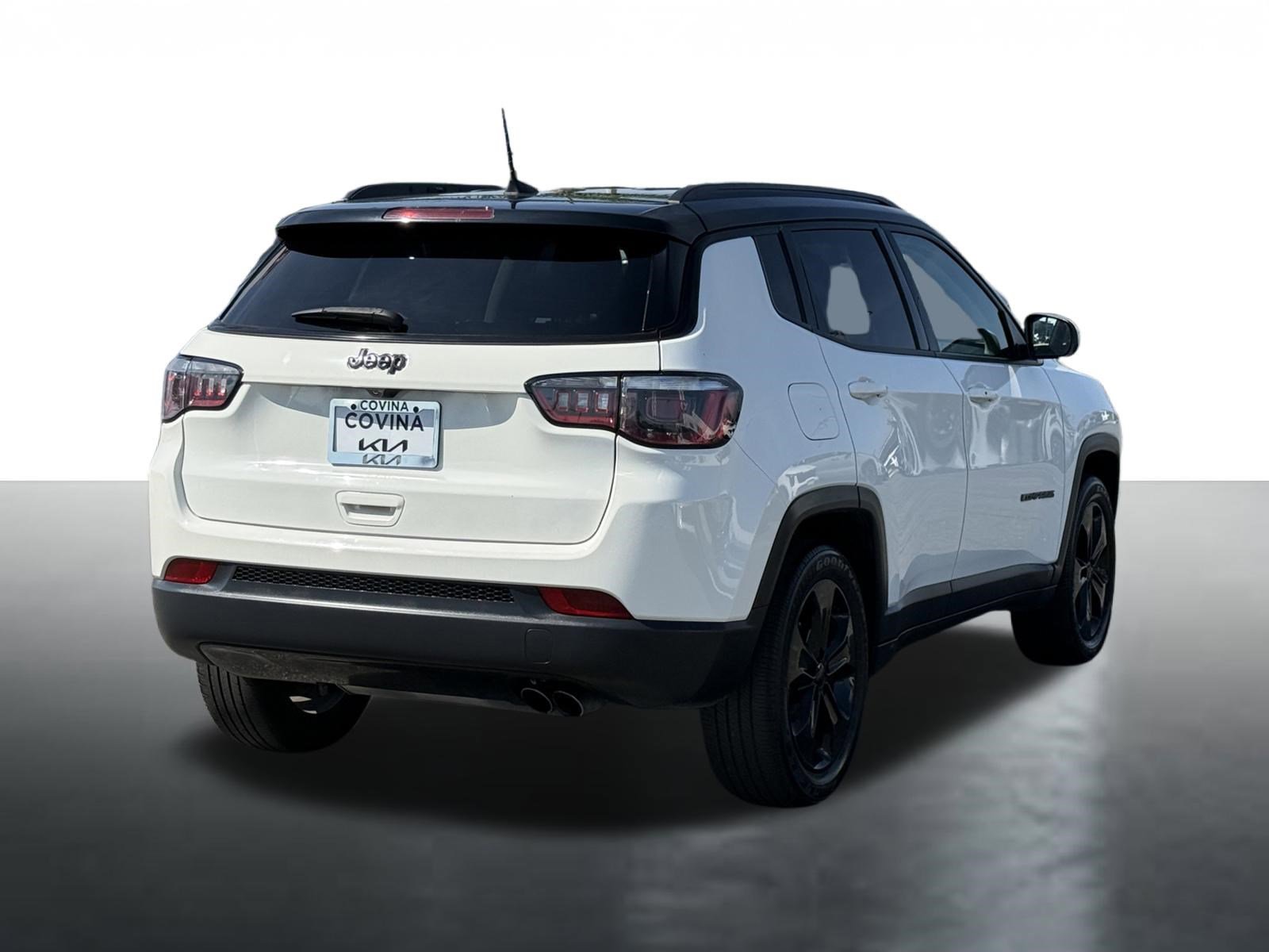 Used 2018 Jeep Compass Altitude w/ Popular Equipment Group image 8