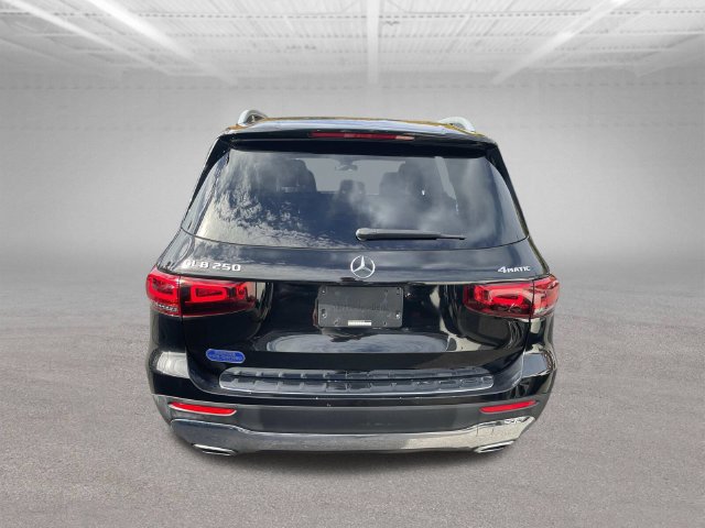 Used 2020 Mercedes-Benz GLB 250 4MATIC w/ Premium Package image 6
