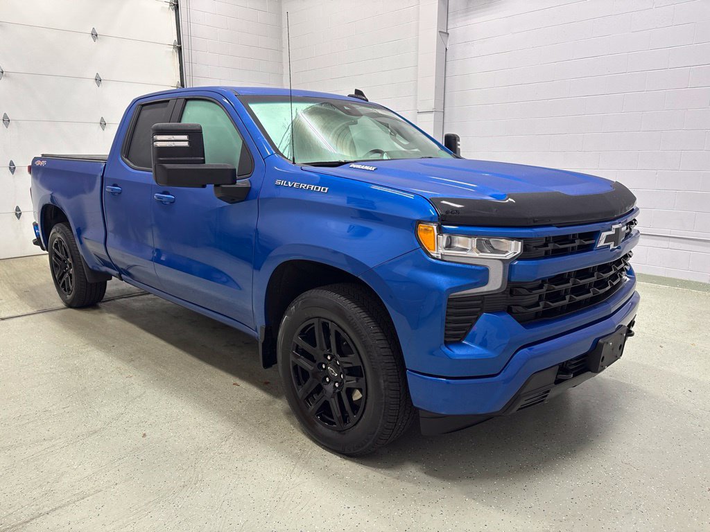 Used 2024 Chevrolet Silverado 1500 RST w/ Convenience Package II AWD/4WD image 2