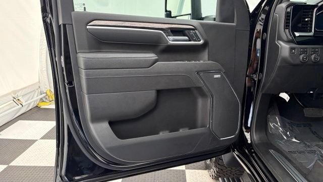 New 2026 Chevrolet Silverado 3500 LTZ w/ LTZ Plus Package AWD/4WD image 15