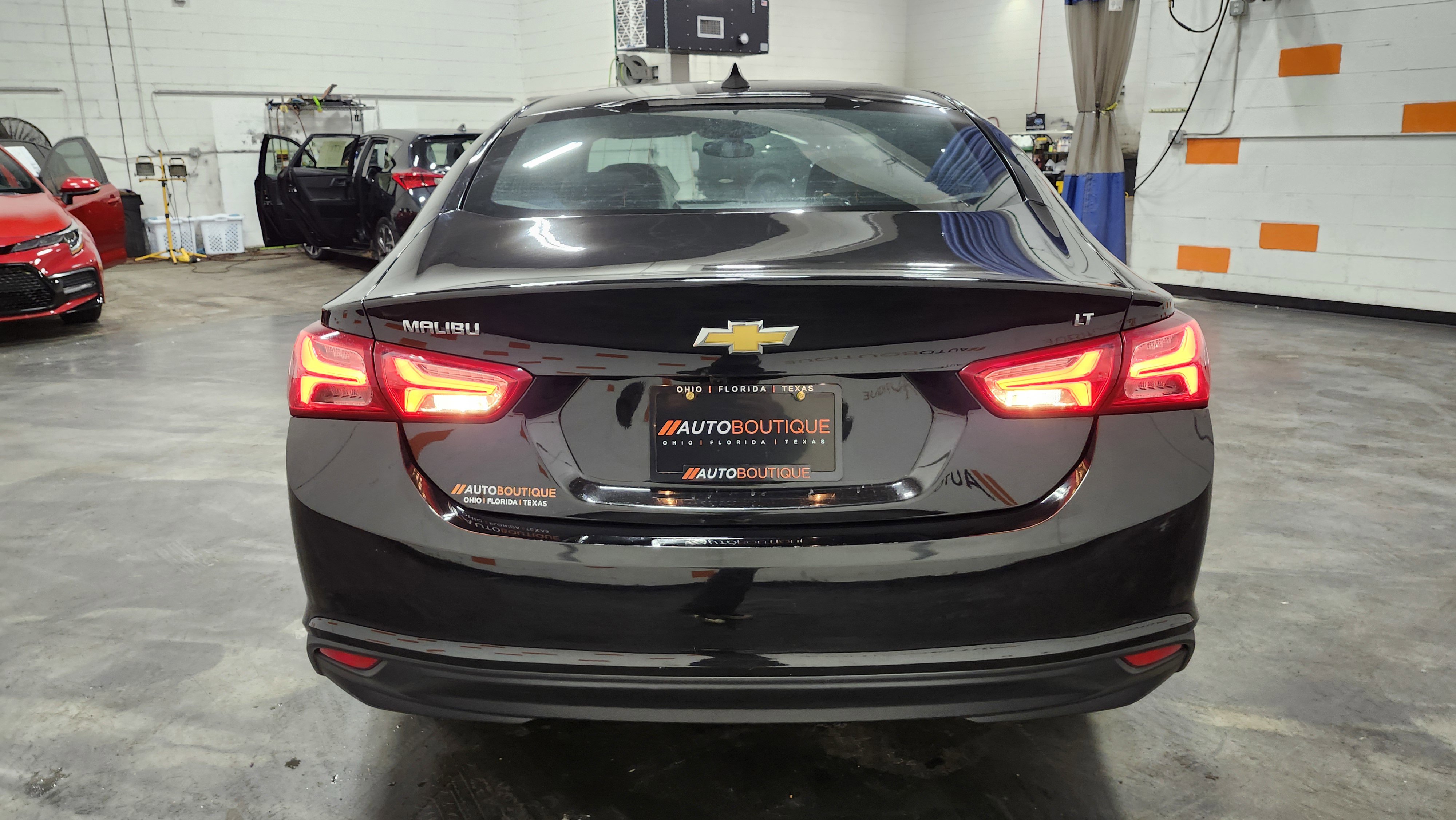 Used 2022 Chevrolet Malibu LT image 17