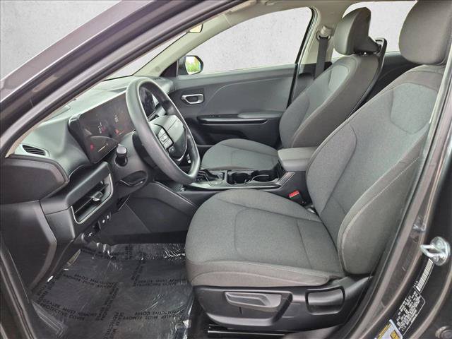 Used 2025 Kia K4 FWD image 15