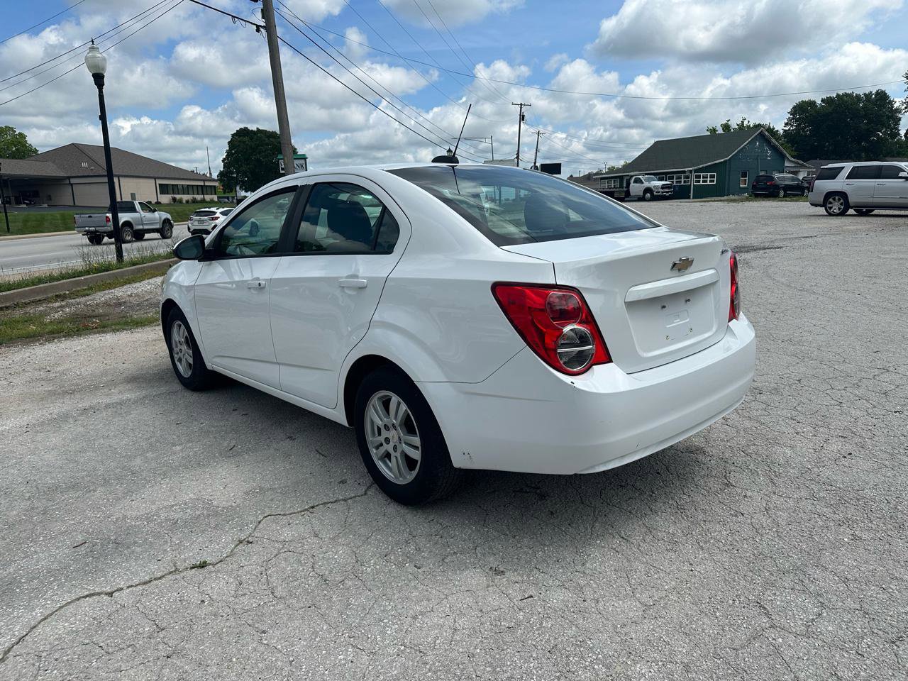 Used 2016 Chevrolet Sonic LS FWD image 7