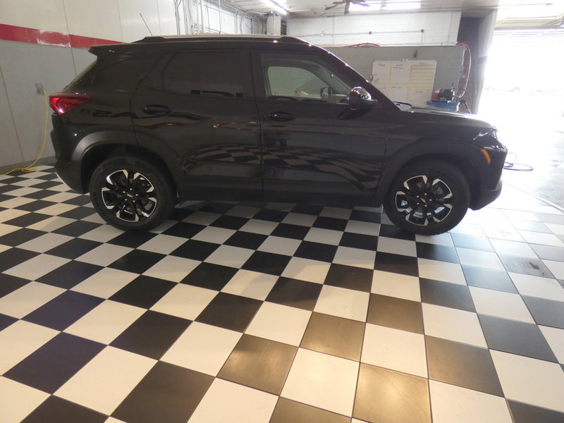 Used 2023 Chevrolet TrailBlazer LT image 4