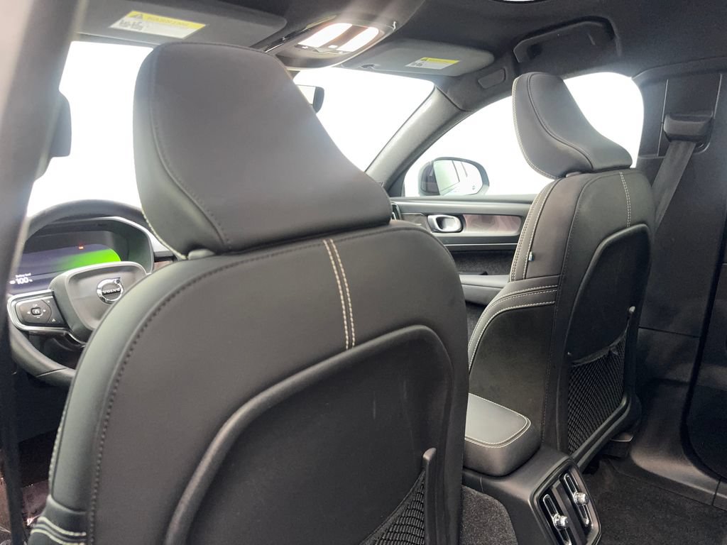 Used 2023 Volvo C40 P8 Recharge Ultimate AWD/4WD image 36