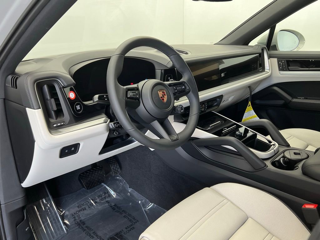 New 2026 Porsche Cayenne Coupe image 4