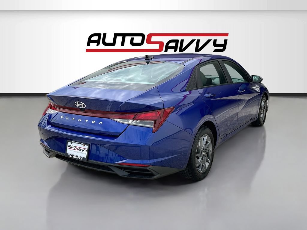 Used 2024 Hyundai Elantra SEL FWD image 7