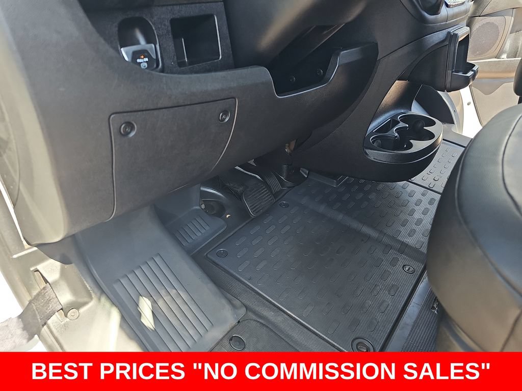 Used 2025 RAM ProMaster 2500 w/ Convenience Group FWD image 13