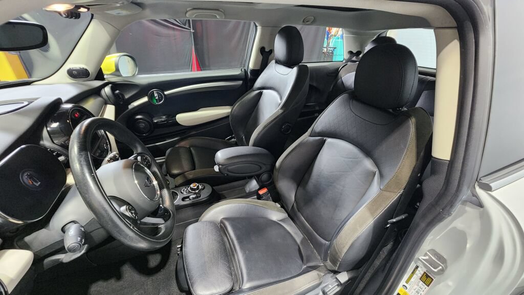 Used 2021 MINI Cooper SE w/ 6.5" Touchscreen Package FWD image 9
