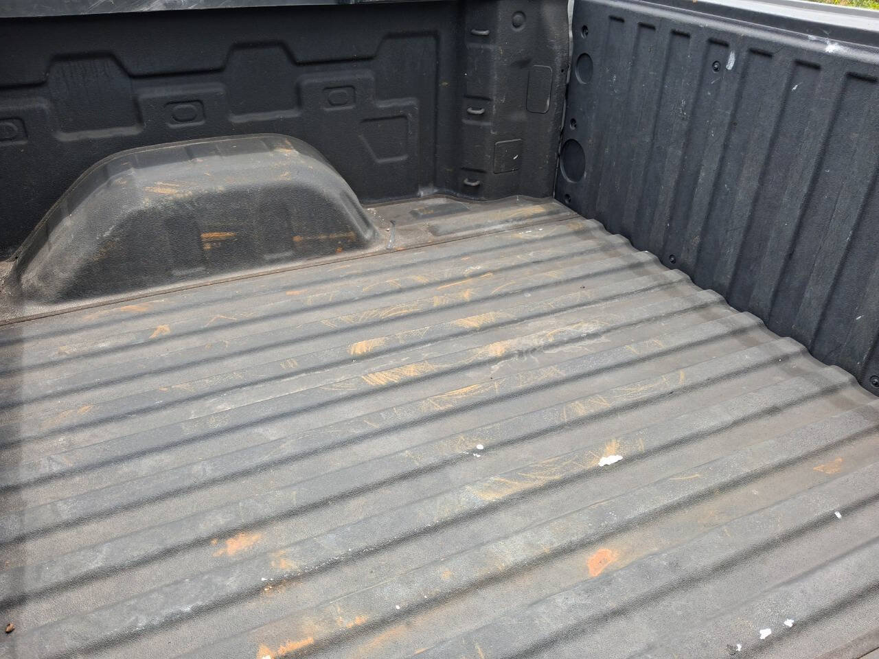 Used 2023 Chevrolet Silverado 1500 W/T w/ Trailering Package AWD/4WD image 17